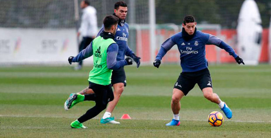 James ha superado sus problemas musculares y está listo para jugar en Vigo. Foto: Real Madrid.