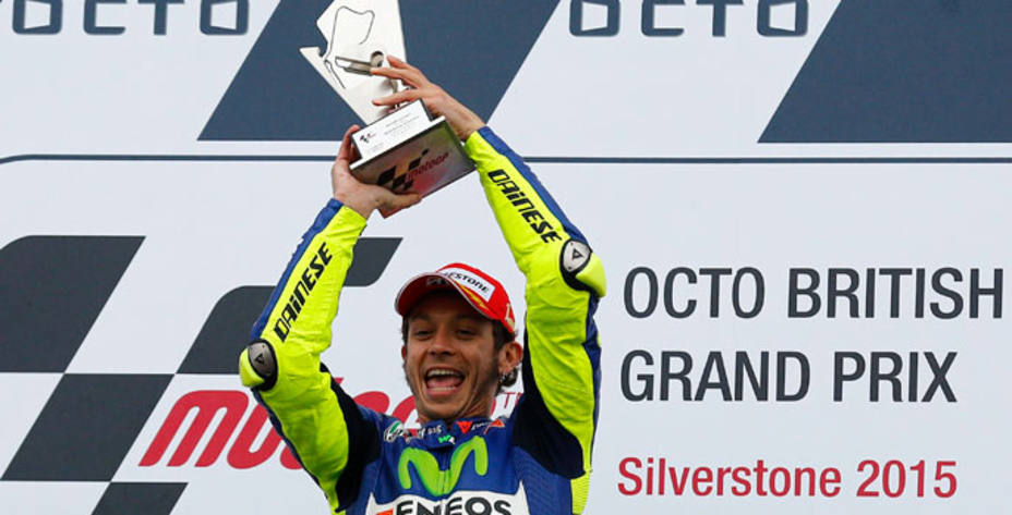 Valentino Rossi celebrando su triunfo. (Foto: Reuters)