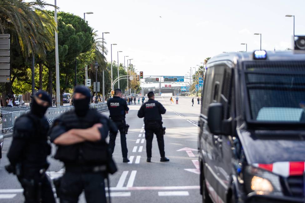 Un dispositivo policial de máximos garantizará la seguridad de las elecciones en Cataluña
