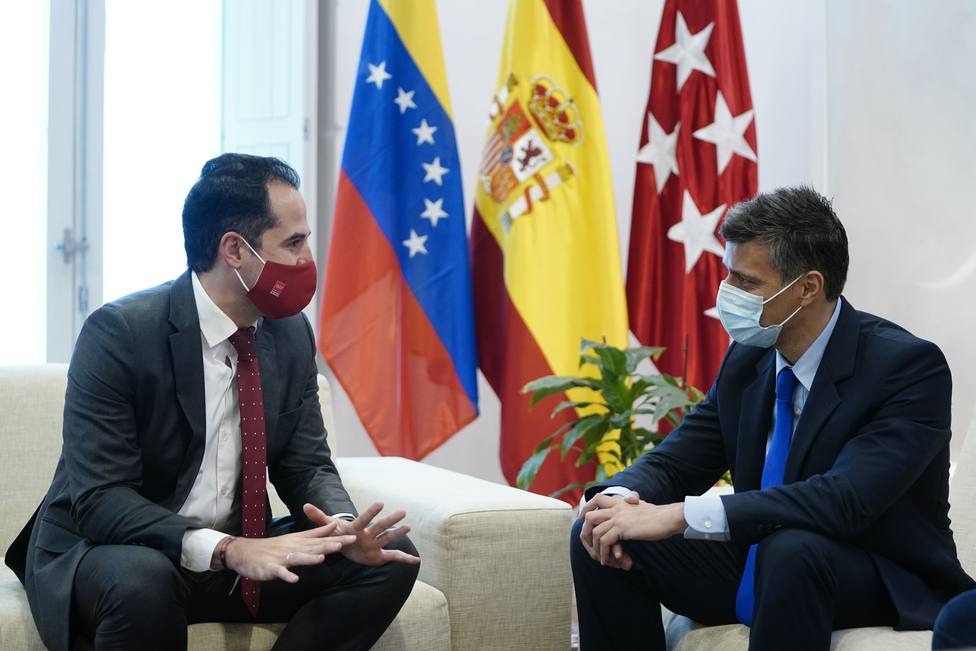 Aguado se reúne con Leopoldo López y alaba su defensa de los derechos humanos y de la libertad