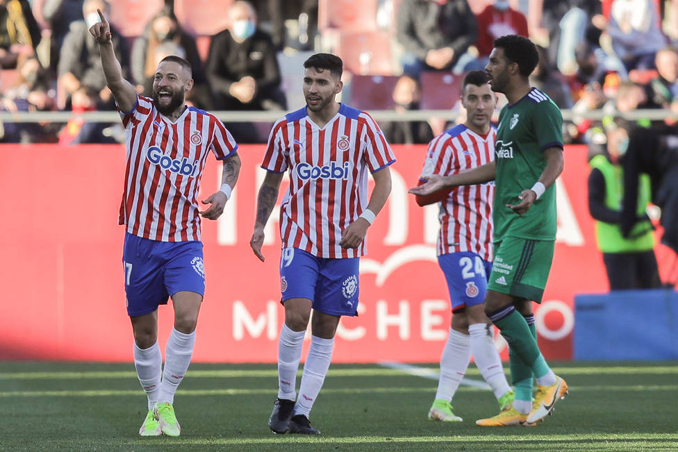 David Juncà, tras marcar el gol que le dio el pase al Girona (EFE)