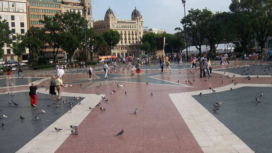 Plaza de Cataluña. Archivo