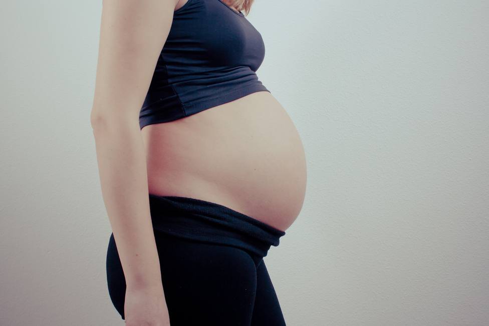 Las embarazadas con obesidad que están menos tiempo sentadas reducen la grasa del bebé