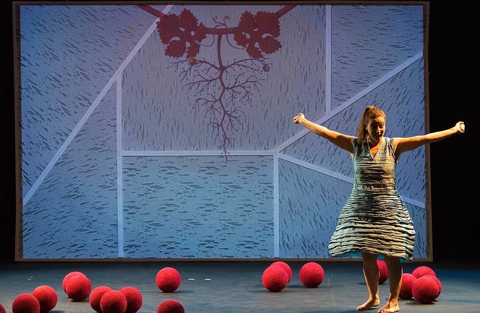 Momento de la representación de Ela de Caramuxo Teatro - FOTO: Caramuxo Teatro