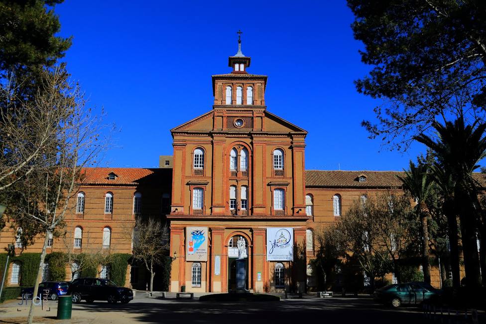 Colegio San José de Villafranca de los Barros (Badajoz)