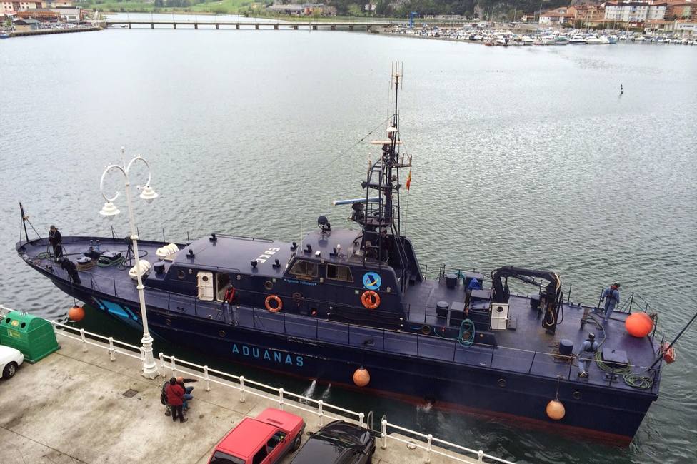 Heridos tres funcionarios de Vigilancia Aduanera durante una persecución contra el narcotráfico en el Estrecho