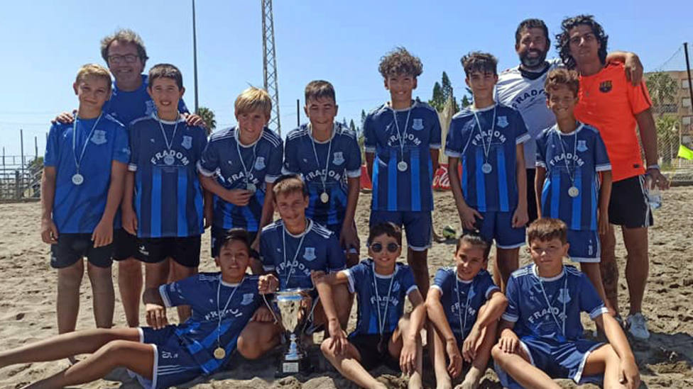 Puerto, Asako, Monachil, Reino Granada y Cúllar Vega, campeones de la Copas Provinciales de fútbol playa