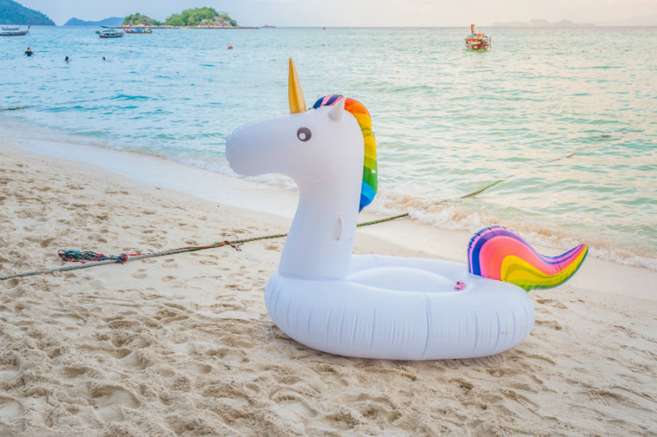 Los flotadores de unicornios pueden ser peligrosos en las playas