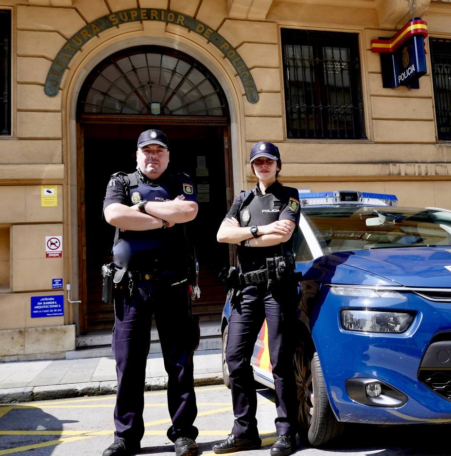 Agentes de la Policía Nacional evitan “in extremis” la muerte de una persona en Oviedo