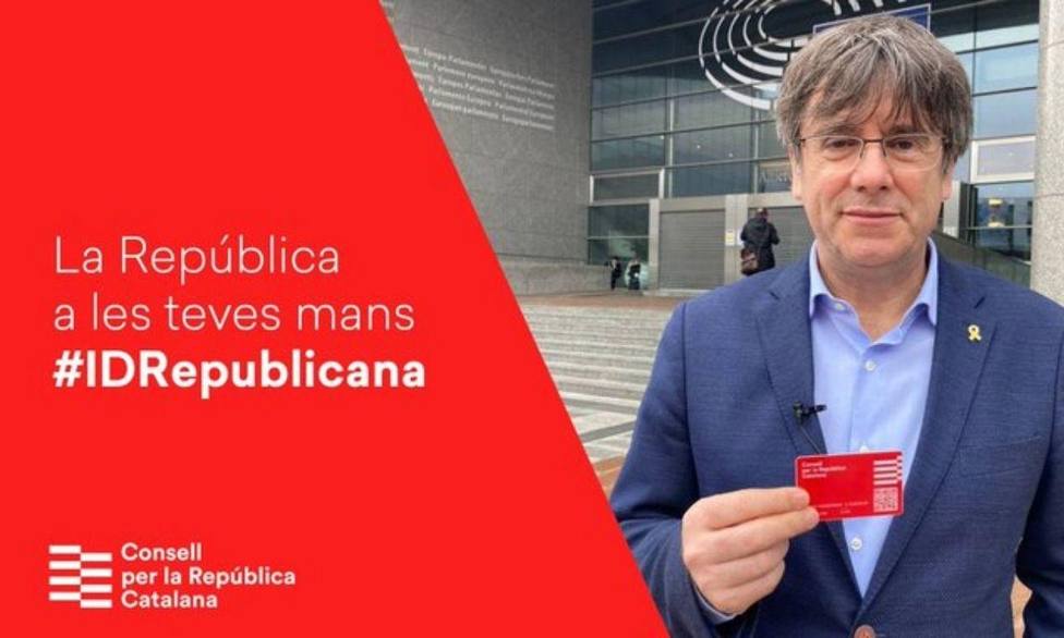 Puigdemont se levanta 306.000€ con su DNI independentista