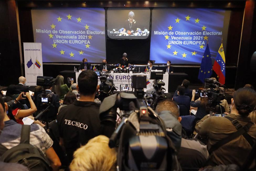 Los observadores electorales de la UE dan por terminada su misión en Venezuela sin mencionar su expulsión