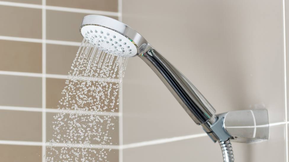 Este es el error que cometes cada día cuando te duchas: puede causarte infecciones