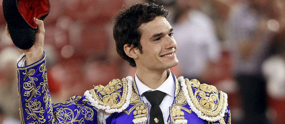 Antonio Puerta se convertirá en matador de toros el lunes 14 de septiembre en la plaza de Murcia. EFE