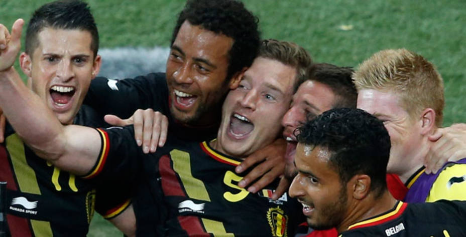 Los belgas celebran el gol de Vertonguen (Reuters)
