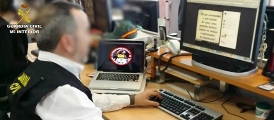Imagen de un video facilitado por la Guardia Civil de la segunda fase de la operación Araña. EFE