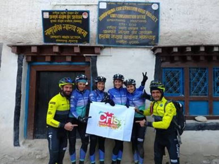 La Fundación CRIS Contra El Cáncer llega al Himalaya gracias al Reto Pelayo Vida 2018