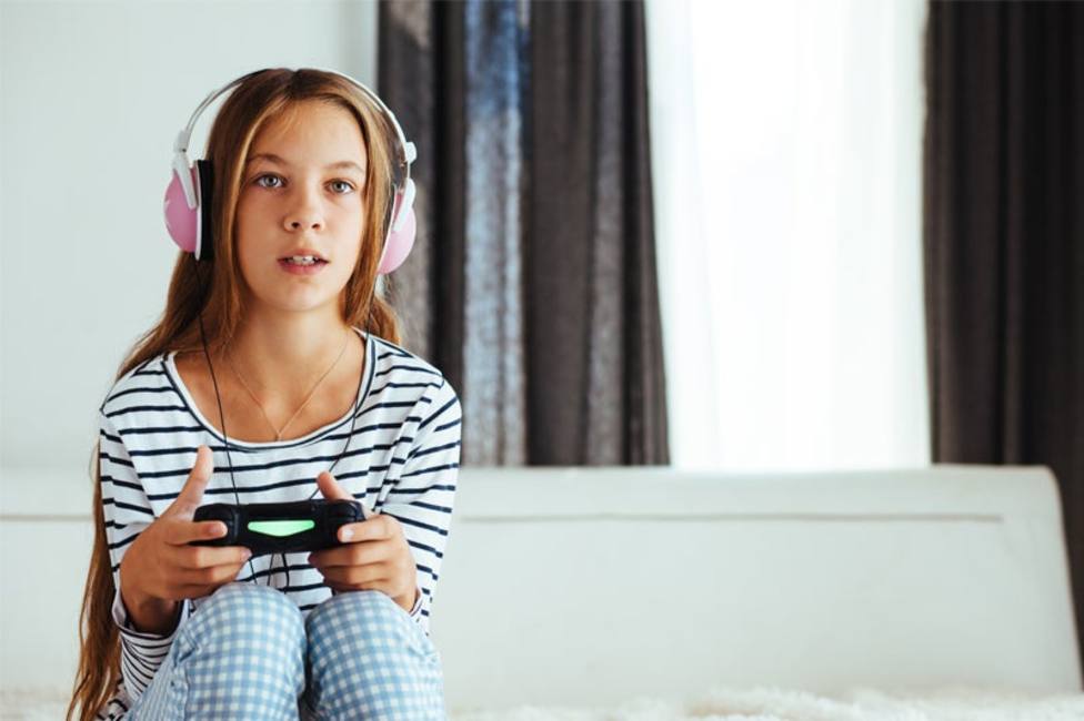Las 5 claves para que tu hijo haga más deporte y no abuse de los videojuegos