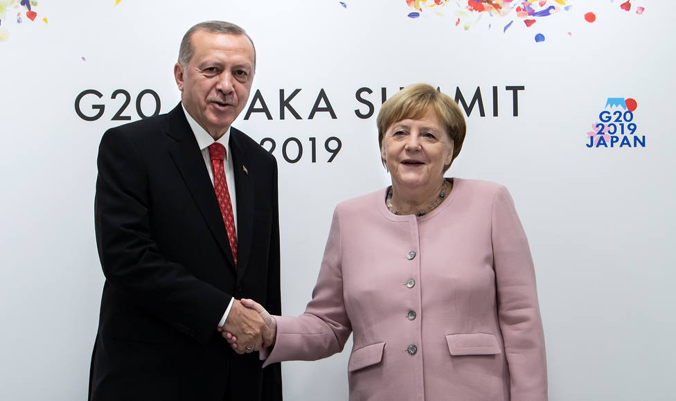 Erdogan y Merkel abordan el acuerdo migratorio de cara a una posible nueva ola