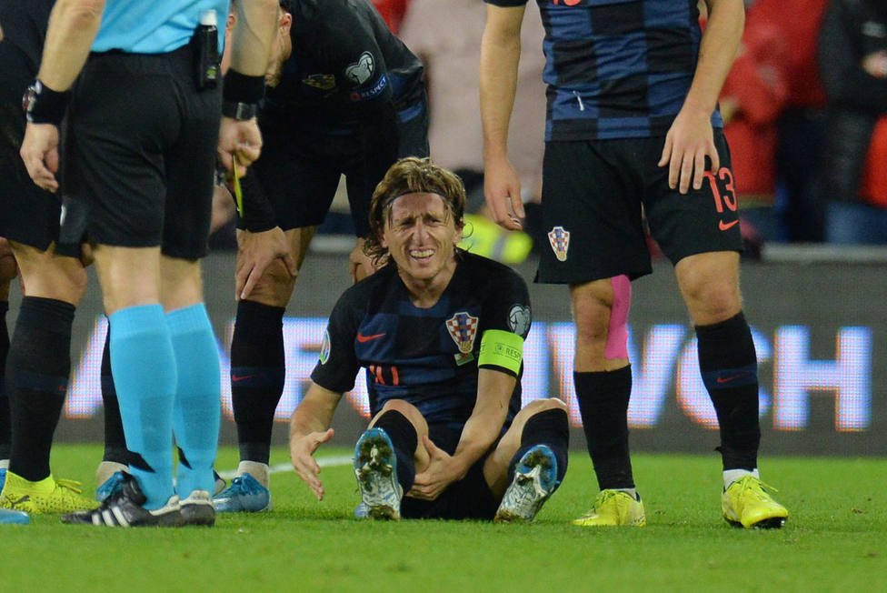 Modric, lesionado en su partido ante Gales (EFE)