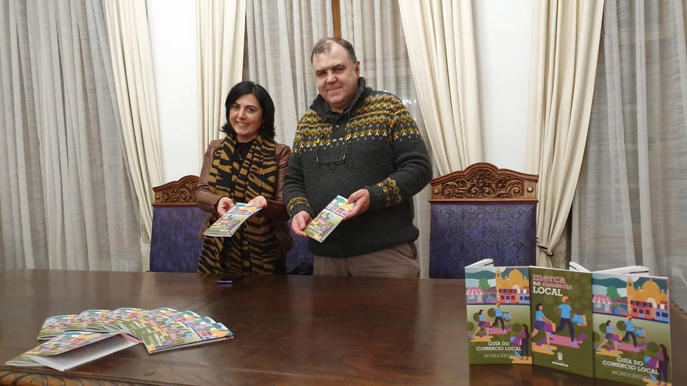 Elena Candia y Ángel José Marful presentan la Guía del Comercio Local