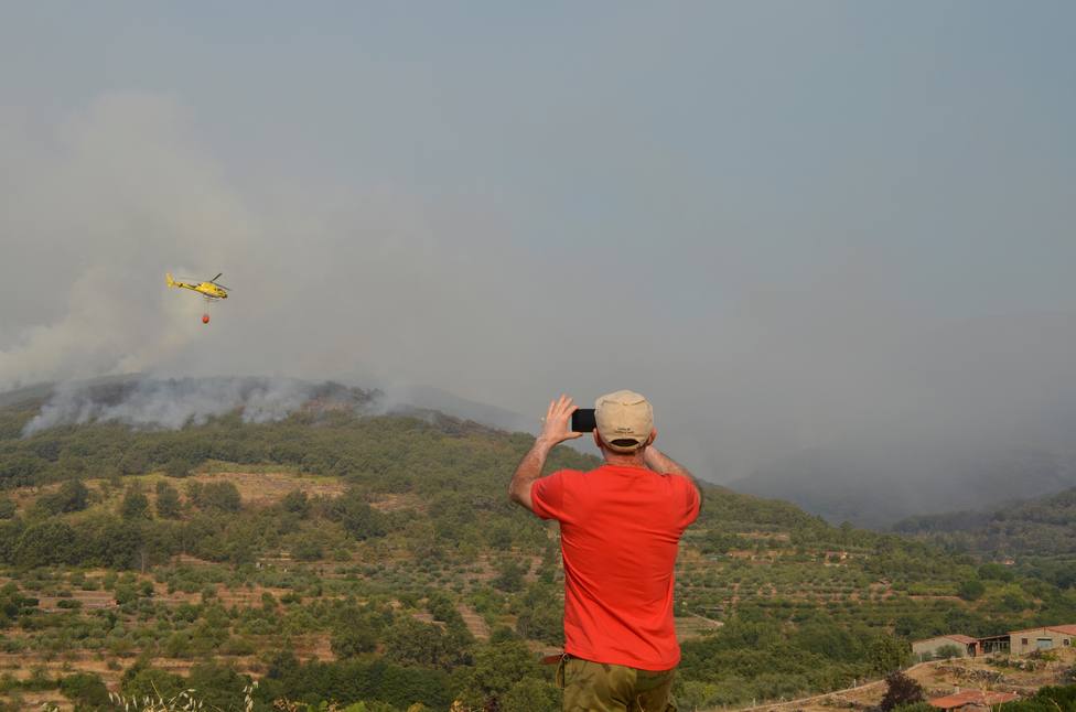 El incendio del Valle del Jerte sigue activo y con nivel 2 de peligrosidad