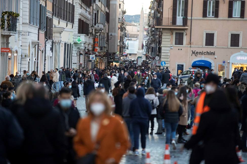 Italia identifica 28.337 nuevos positivos y 562 muertes por coronavirus en 24 horas