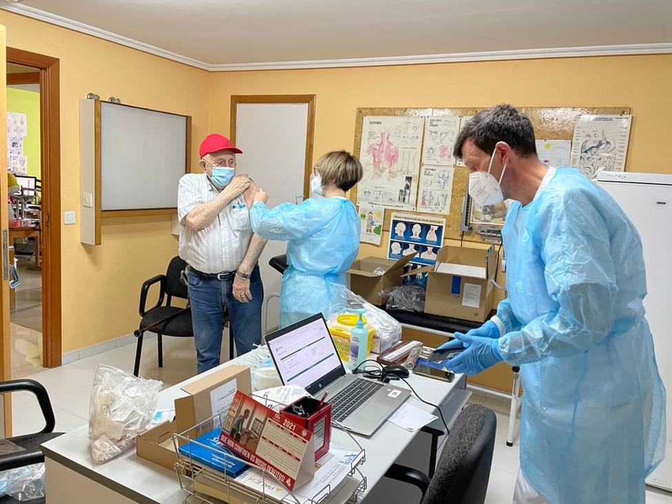 El Sergas vacunará a partir del lunes a 800 mayores de 80 años al día en Lugo