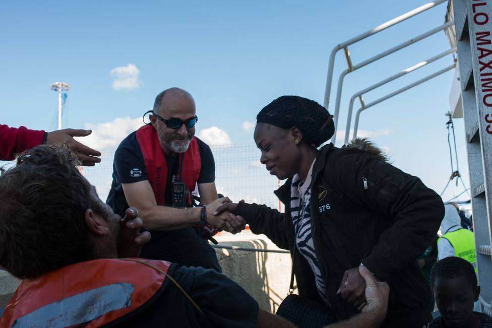 Italia autoriza el desembarco del buque Aita Mari con un centenar de personas a bordo