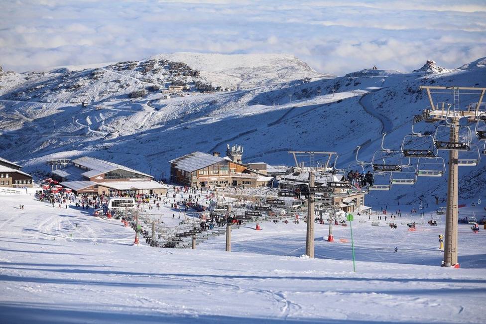 Cinco destinos para ir a esquiar en tren en EspaÃ±a y los Alpes Franceses