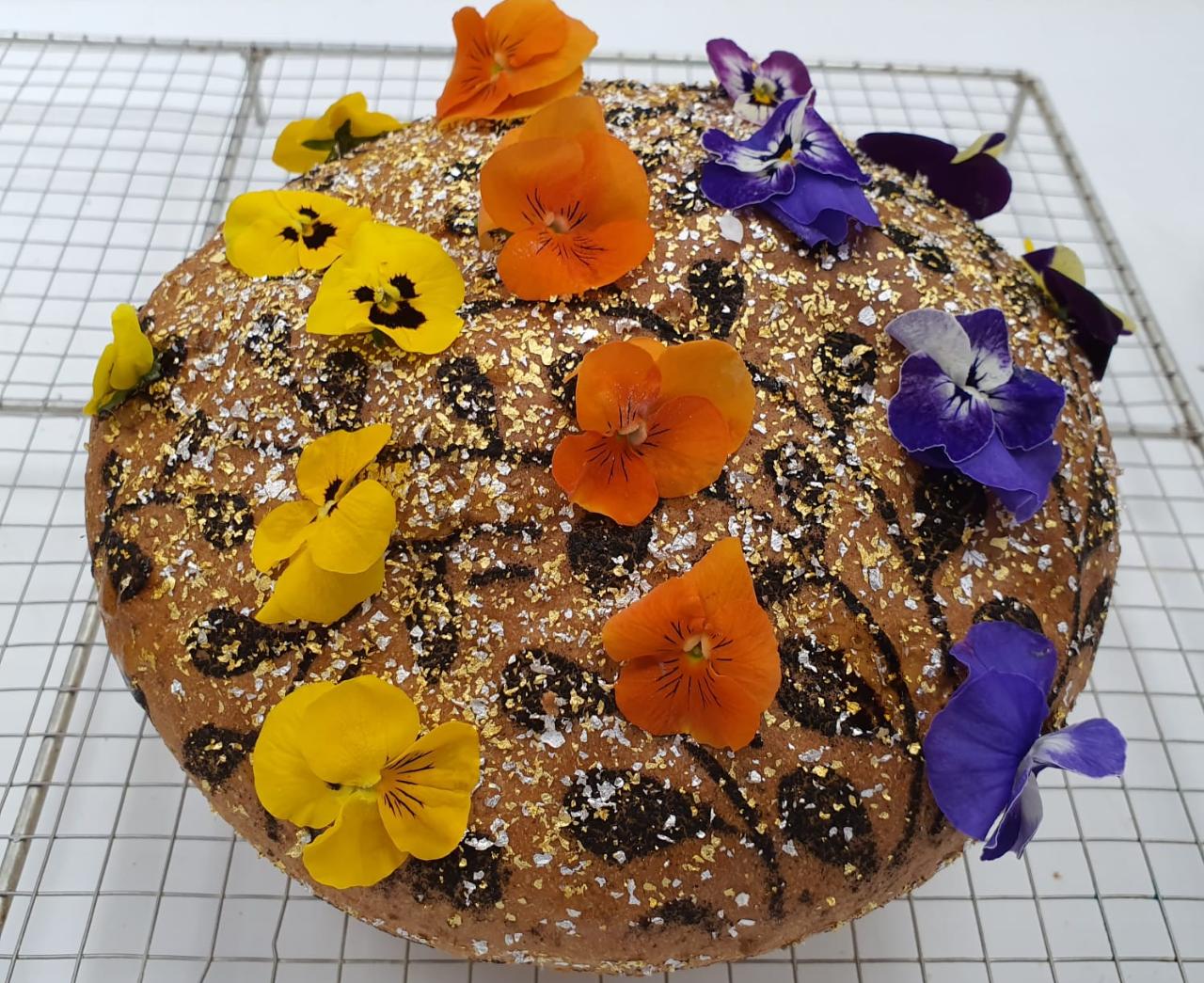 La panadería malagueña que elabora el pan más caro del mundo: "Todo empezó con una broma"