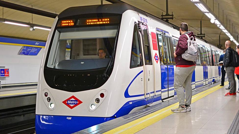 Los madrileños mejoran a un notable alto su valoración del transporte público regional