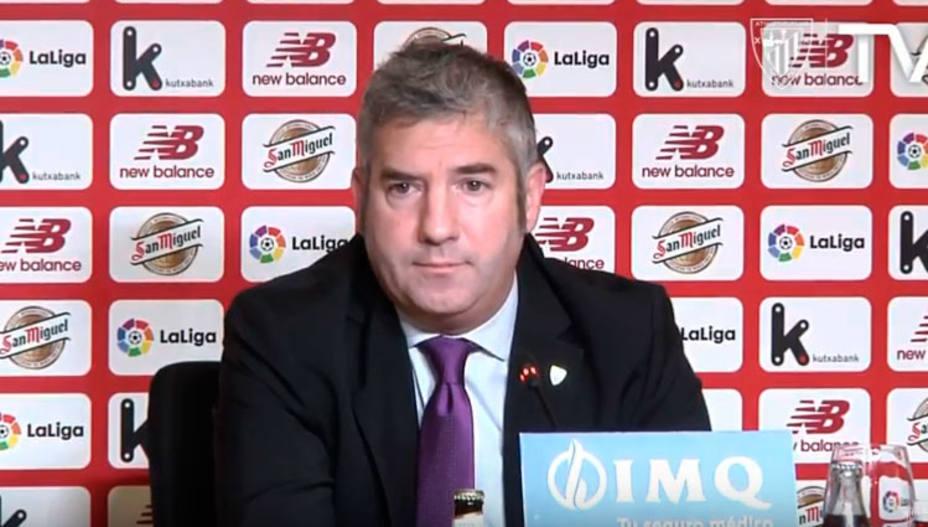 Josu Urrutia, presidente del Athletic, en rueda de prensa