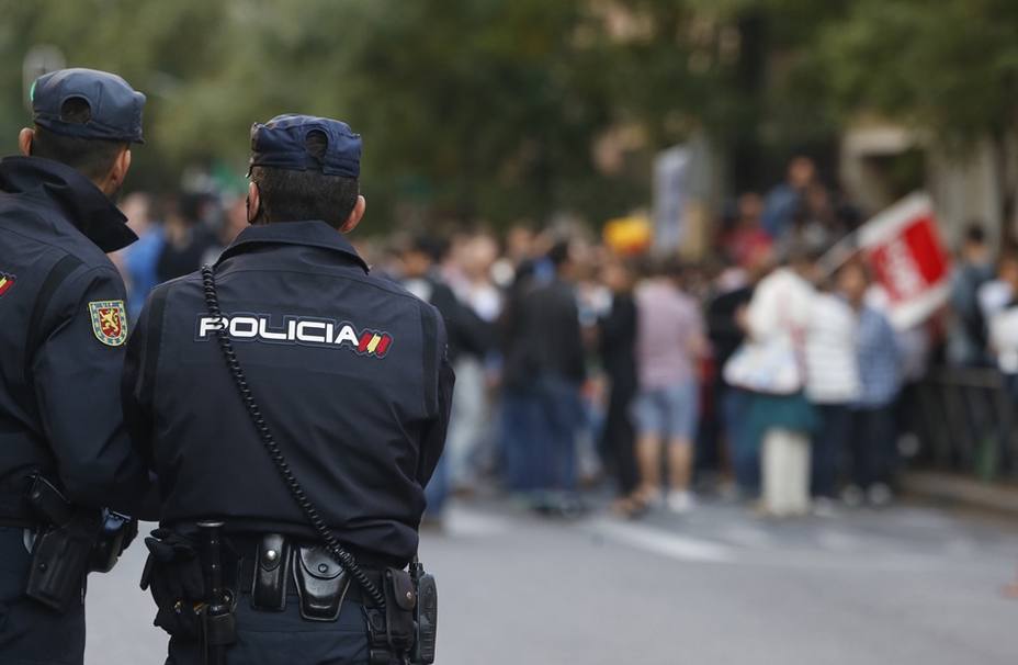 Una mujer en estado crítico al recibir dos disparos de su marido en Guadahortuna (Granada)