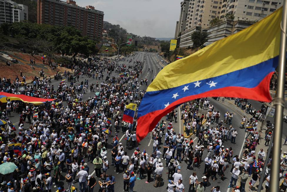 Miles de venezolanos vuelven a tomar las calles contra Maduro