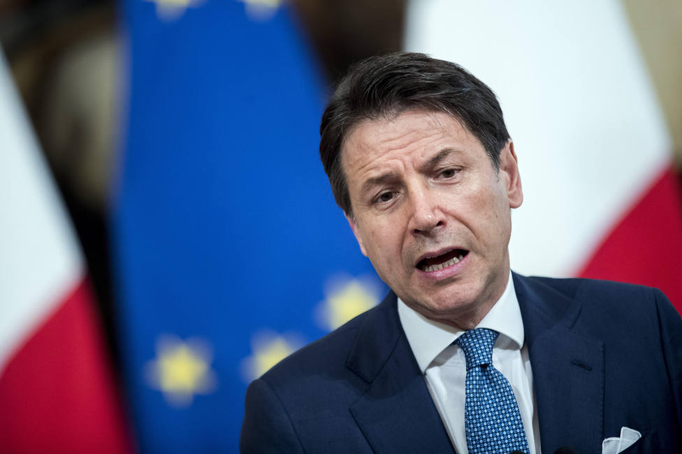 Conte se reúne con el presidente italiano en plena crisis de gobierno