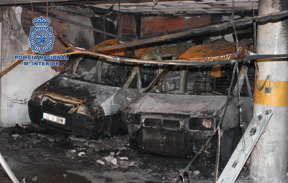 Cuatro acusados llamados los Payasos Justicieros se enfrentan a 257 años por incendiar 60 coches en Logroño