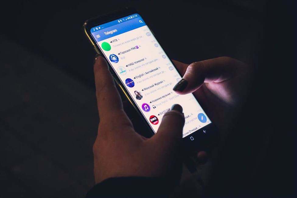 Medios sociales: Durov defiende que aun con los mensajes patrocinados Telegram garantiza la privacidad del usuario más que WhatsApp