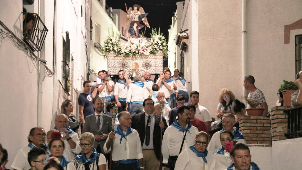 Vuelven a celebrarse las populares fiestas de San Miguel en el barrio del Castillo de Almuñécar