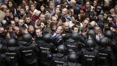 Referendum tanggal 1 Oktober meninggalkan banyak konsekuensi di Catalonia