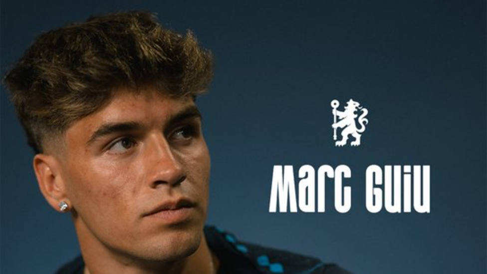 Marc Guiu deja el FC Barcelona y firma con el Chelsea para las próximas cinco temporadas