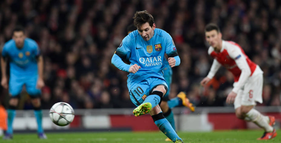 Messi marca el 0-2 de penalti (Reuters)