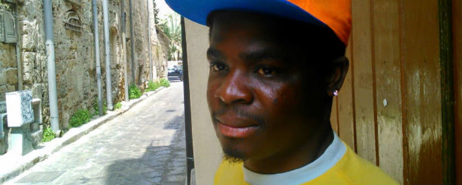 Daniel tiene 29 años, salió de Lagos hace un año. Fto COPE