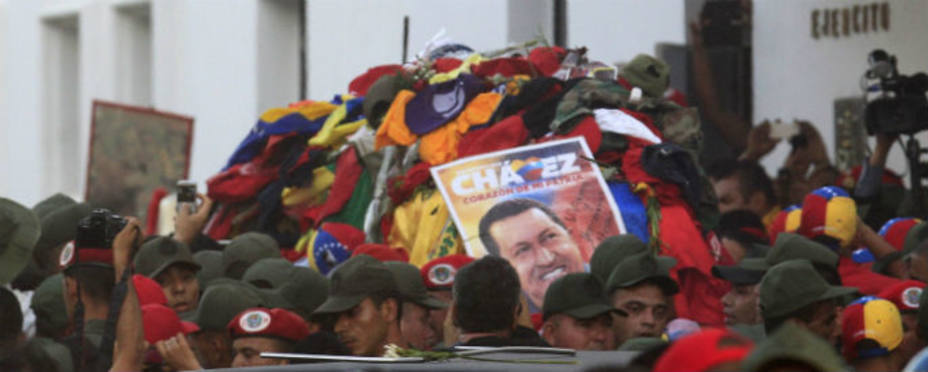 Cortejo fúnebre del presidente Chávez. REUTERS