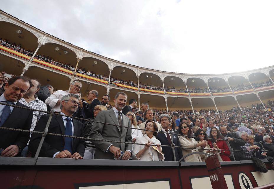 El Rey asiste en barrera a la Corrida de la Prensa de Madrid