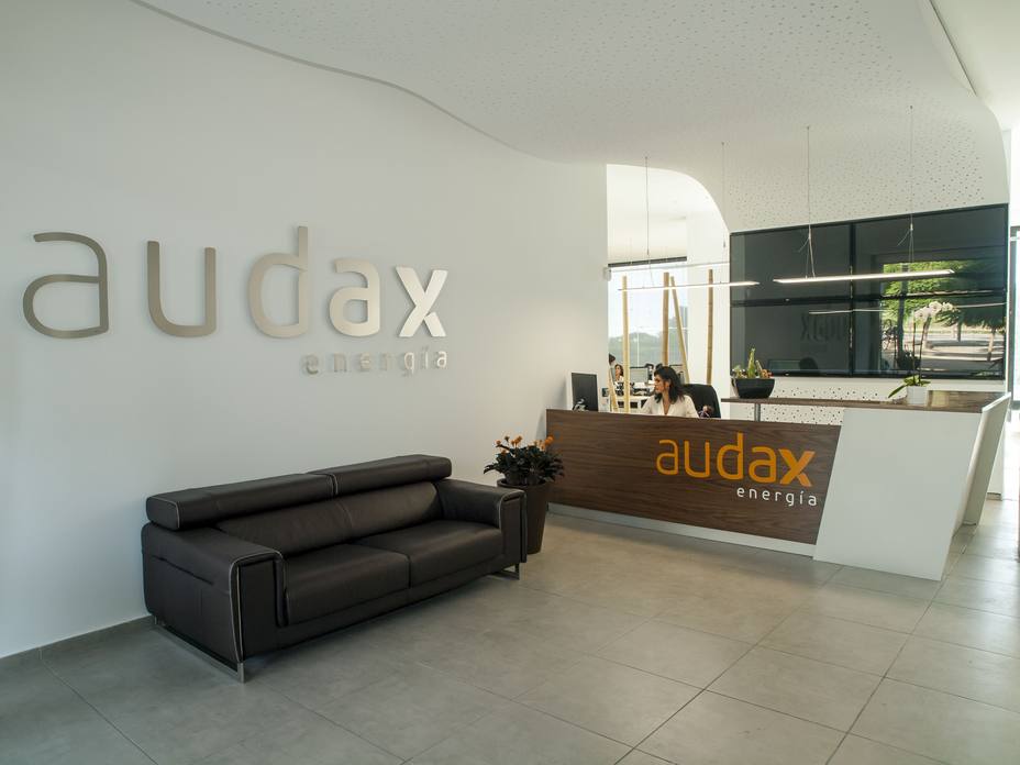 Economía/Empresas.- Audax Renovables formaliza la absorción de Audax Energía
