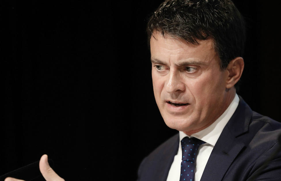Valls critica a Rivera por hacerse la foto con Vox en Colón