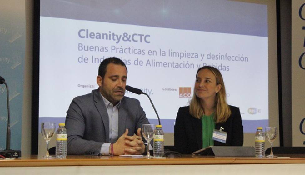 Murcia reúne a cien representantes de empresas nacionales y locales en el Día de la Seguridad Alimentaria