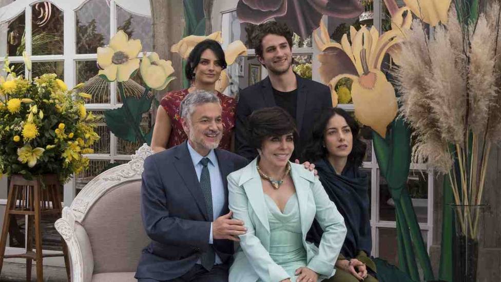 Paco León desvela un dato crucial de la segunda temporada de La casa de las flores