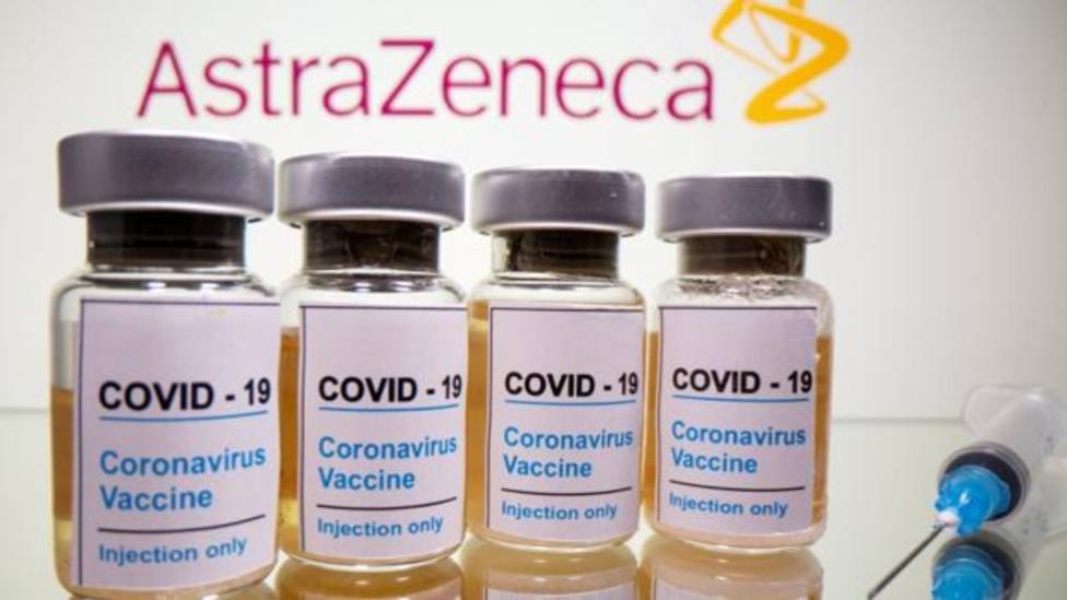 Los expertos, partidarios de no suspender la vacunación con AstraZeneca