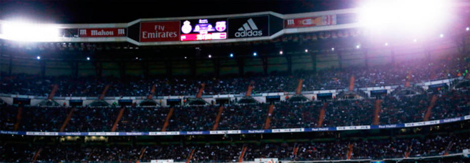 Imagen de la grada del Santiago Bernabéu, durante el Clásico. REUTERS